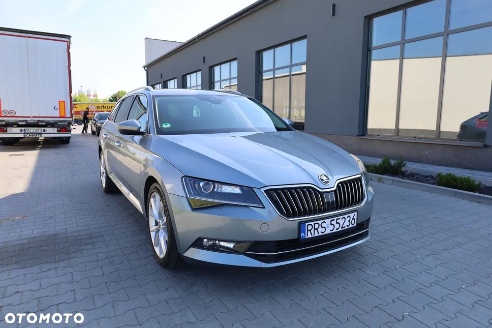 Skoda Superb 2.0 TDI DSG Style - 5