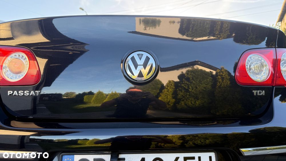 Volkswagen Passat 1.9 TDI Trendline - 24