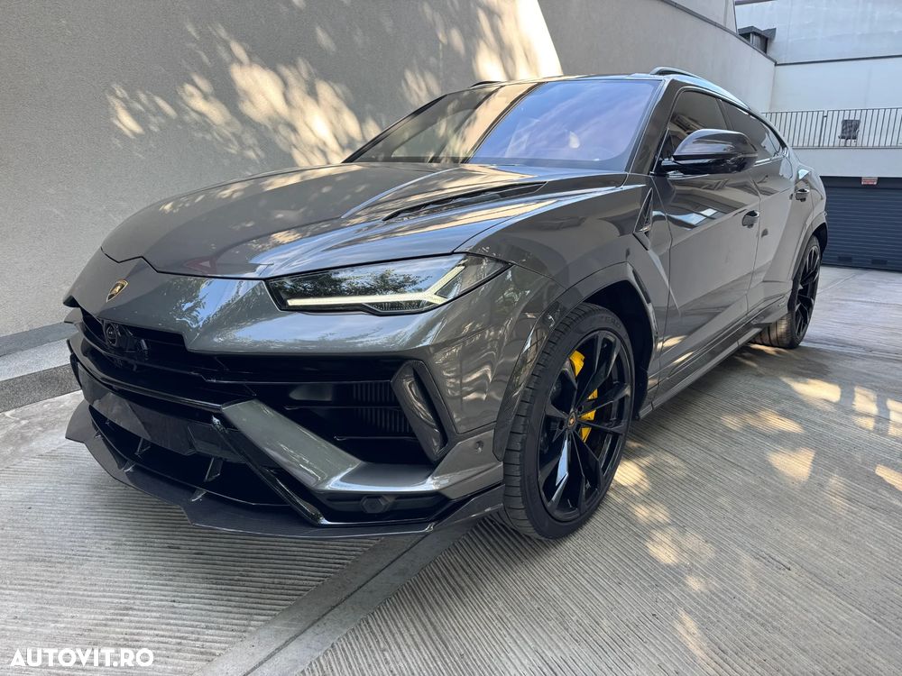 Lamborghini URUS - 1