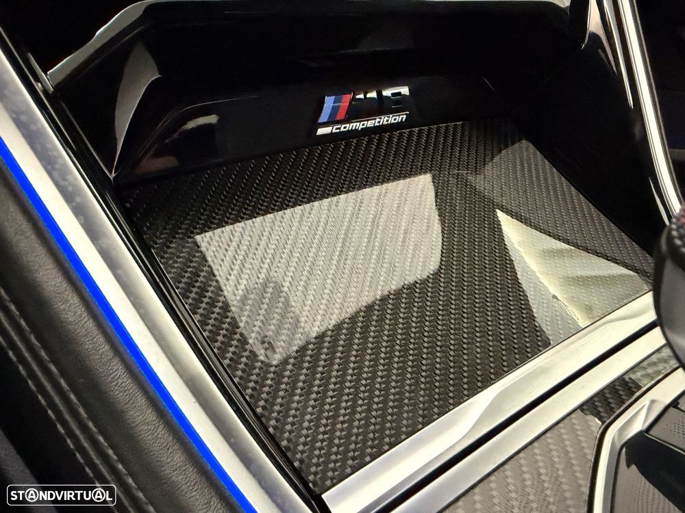 BMW M8 Competition - 34