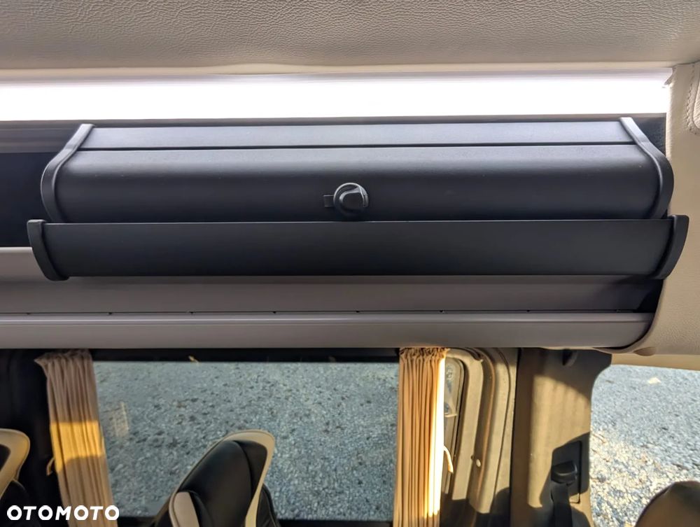 Mercedes-Benz Sprinter 519 - 21