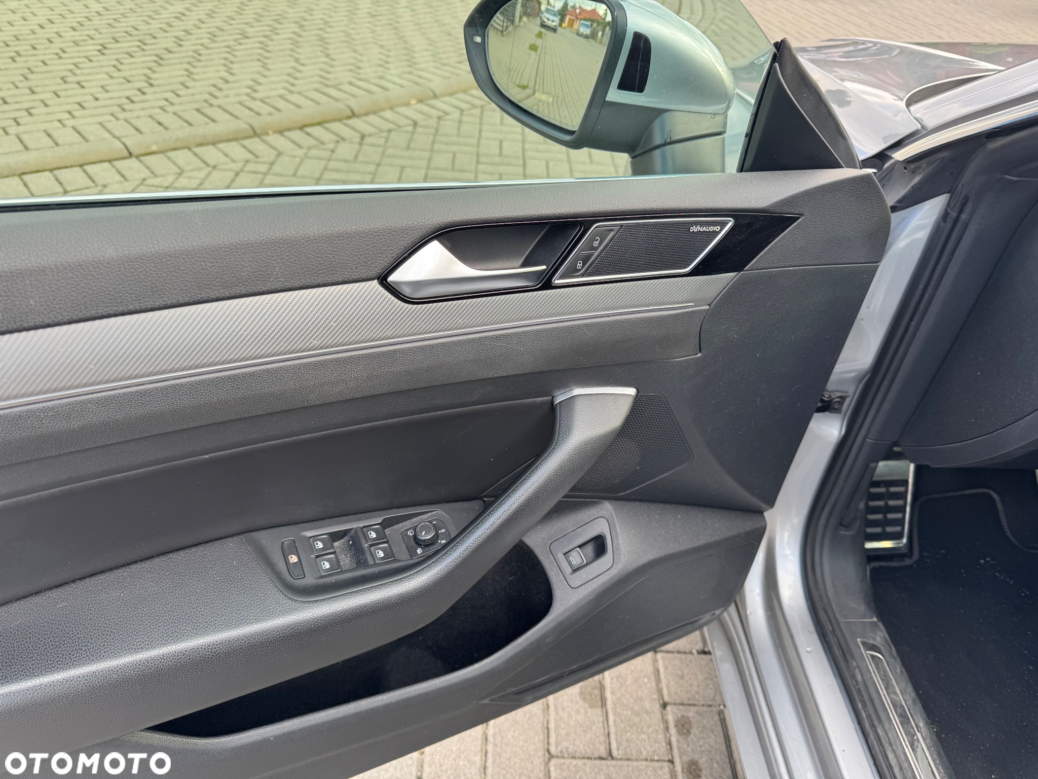 Volkswagen Arteon 2.0 TDI SCR R-Line DSG - 19