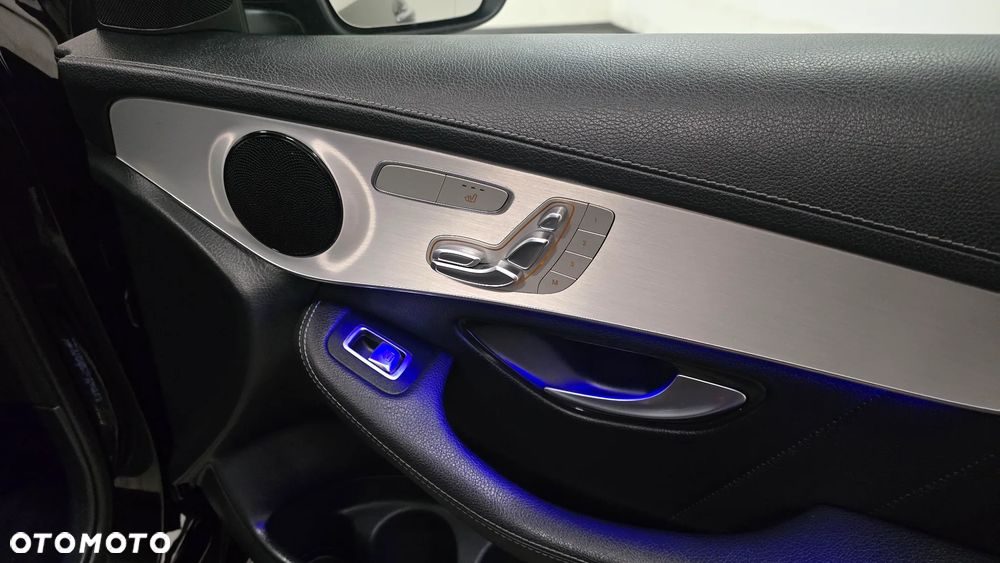 Mercedes-Benz GLC 220 d 4Matic 9G-TRONIC AMG Line Plus - 16