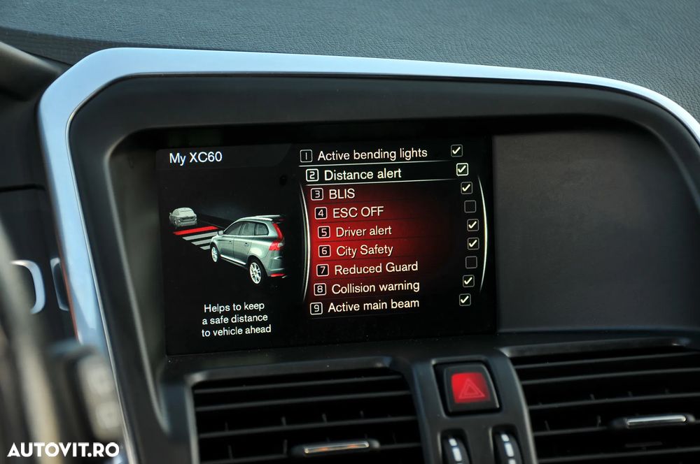 Volvo XC 60 D4 AWD Geartronic Linje Inscription - 19