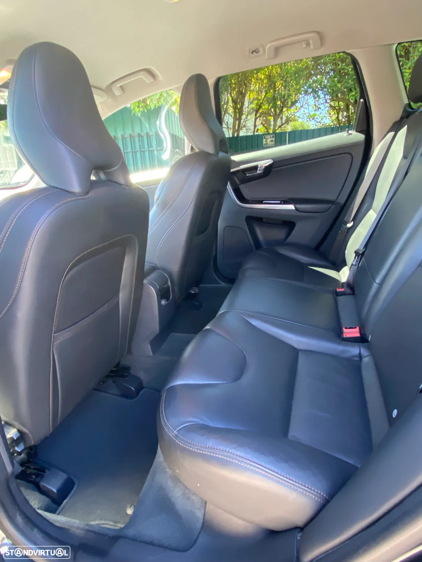 Volvo XC 60 2.0 D3 Momentum - 9