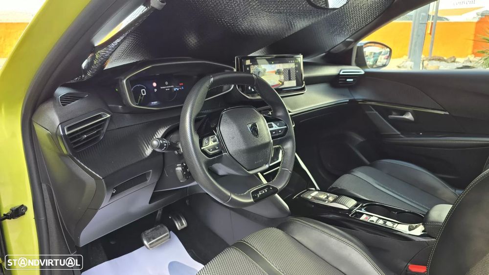 Peugeot 208 1.2 Hybrid GT e-DCS6 - 14