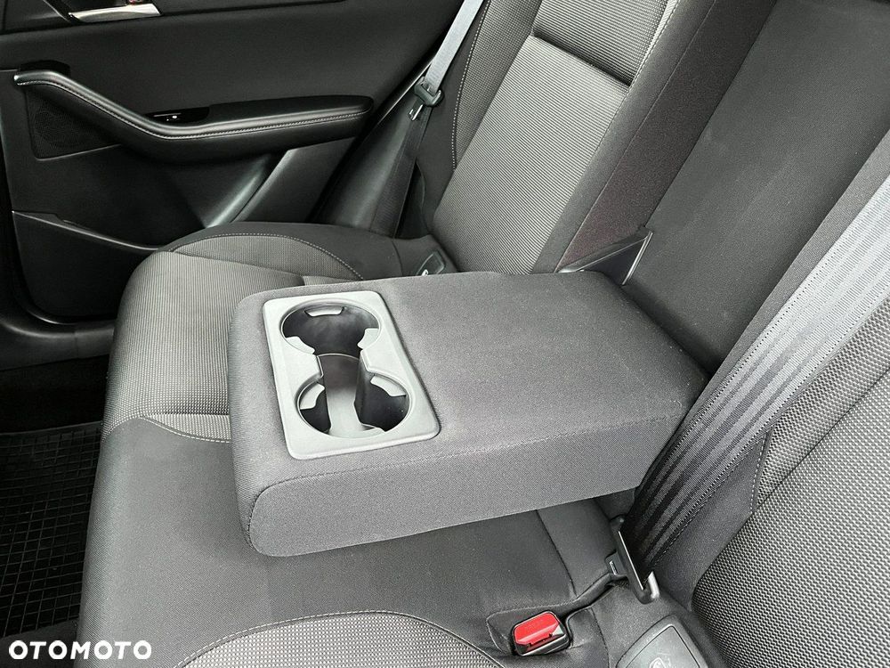 Mazda CX-30 e-SKYACTIV-G 2.0 M HYBRID 150 DRIVE SELECTION - 37