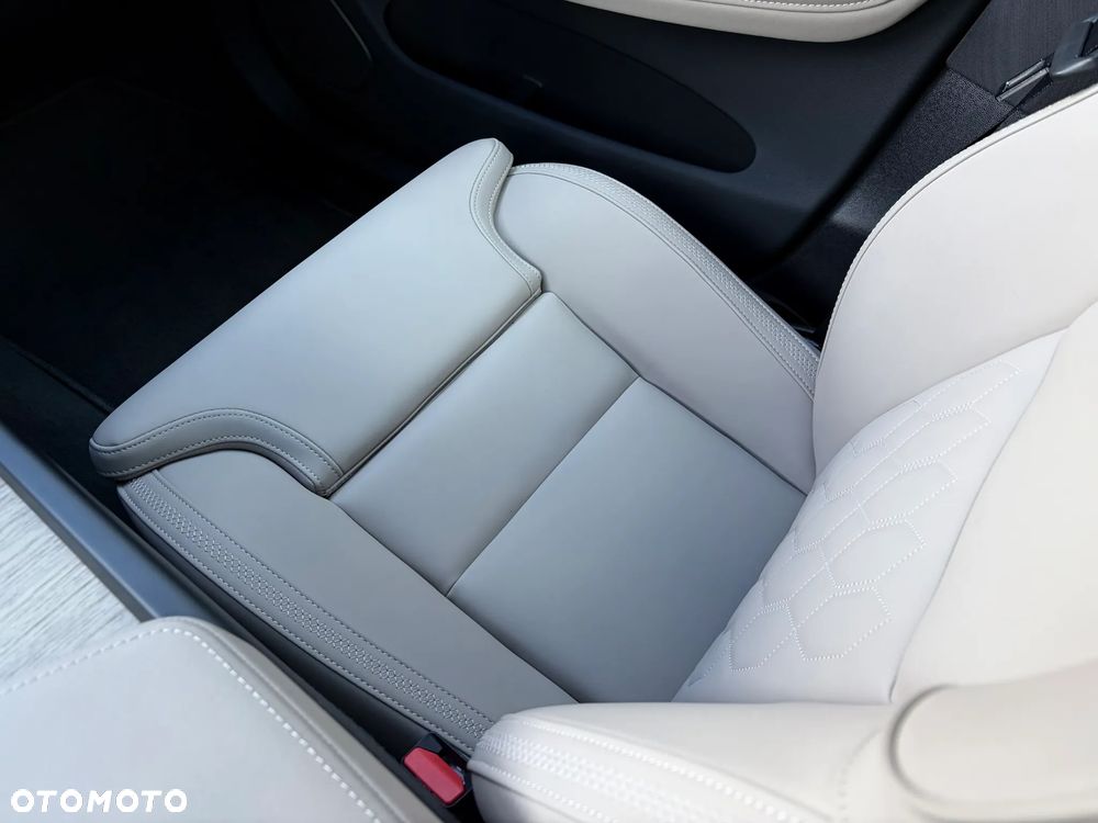 Volvo XC 60 B5 B AWD Plus Dark - 21