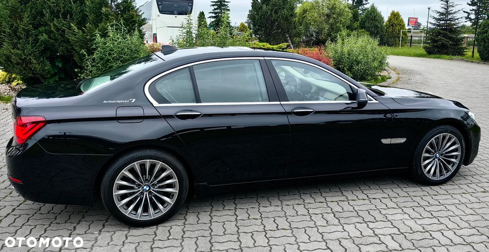 BMW Seria 7 - 8