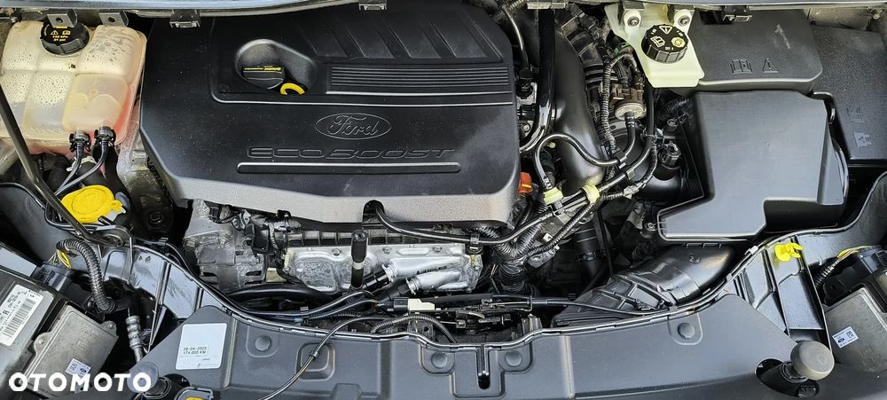 Ford Kuga 1.6 EcoBoost 2x4 Individual - 23