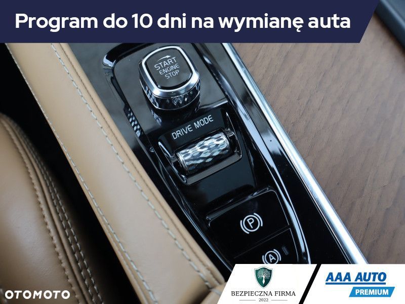 Volvo XC 90 - 21