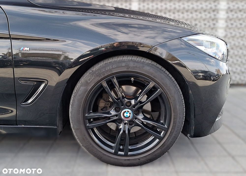 BMW Seria 3 320d xDrive mHEV M Sport - 32