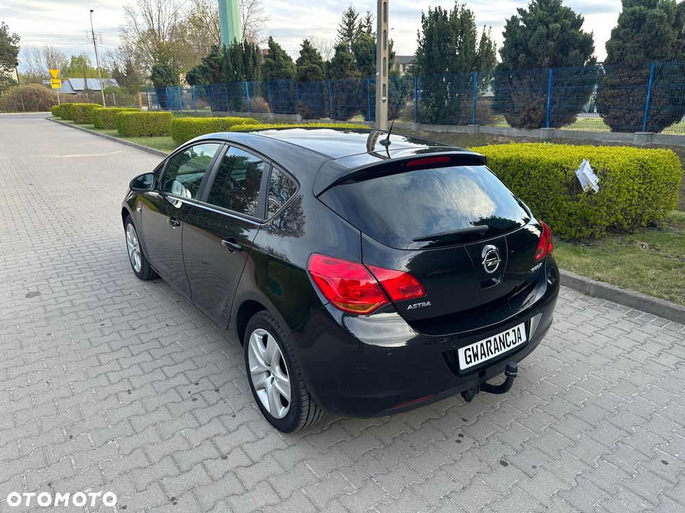 Opel Astra 1.4 EcoFLEX 150 Jahre - 10