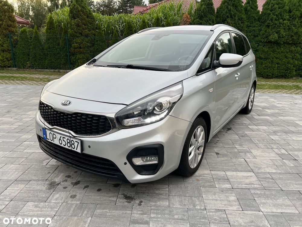 Kia Carens 1.7 CRDi L DCT - 1