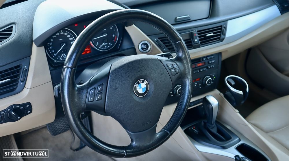 BMW X1 18 d sDrive Auto - 16