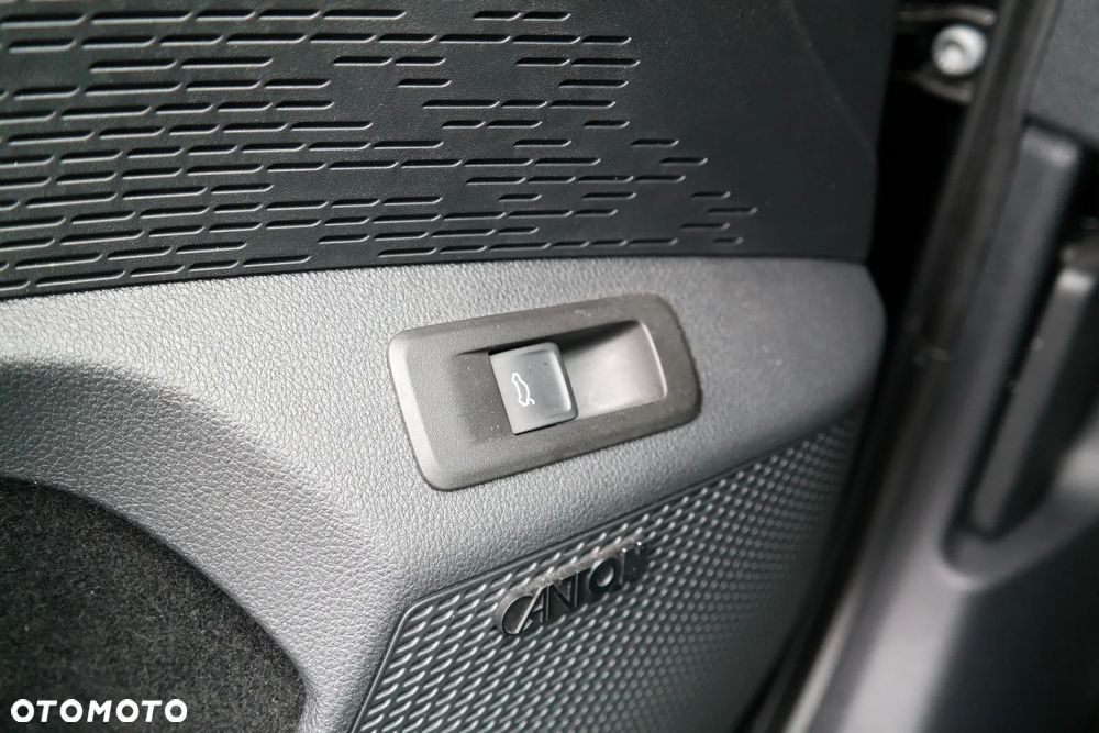 Skoda Octavia 2.0 TDI DSG 4x4 RS - 23