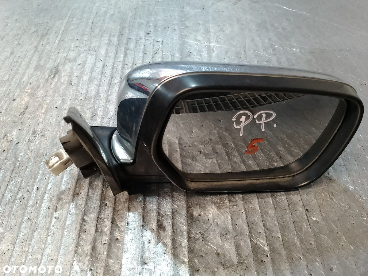 LUSTERKO PRAWE MITSUBISHI OUTLANDER I ( 01-06 ) - 5