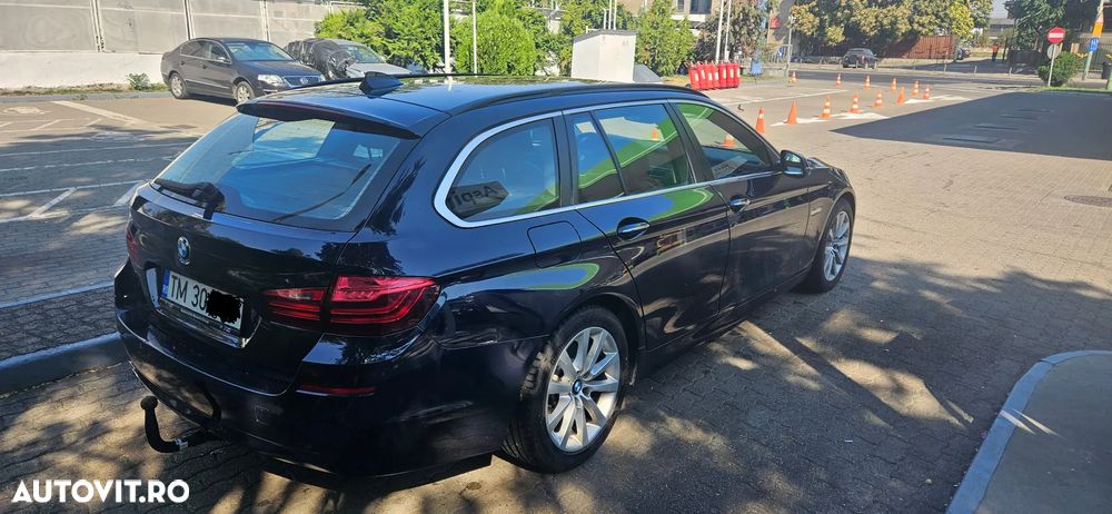 BMW Seria 5 525d xDrive AT - 2