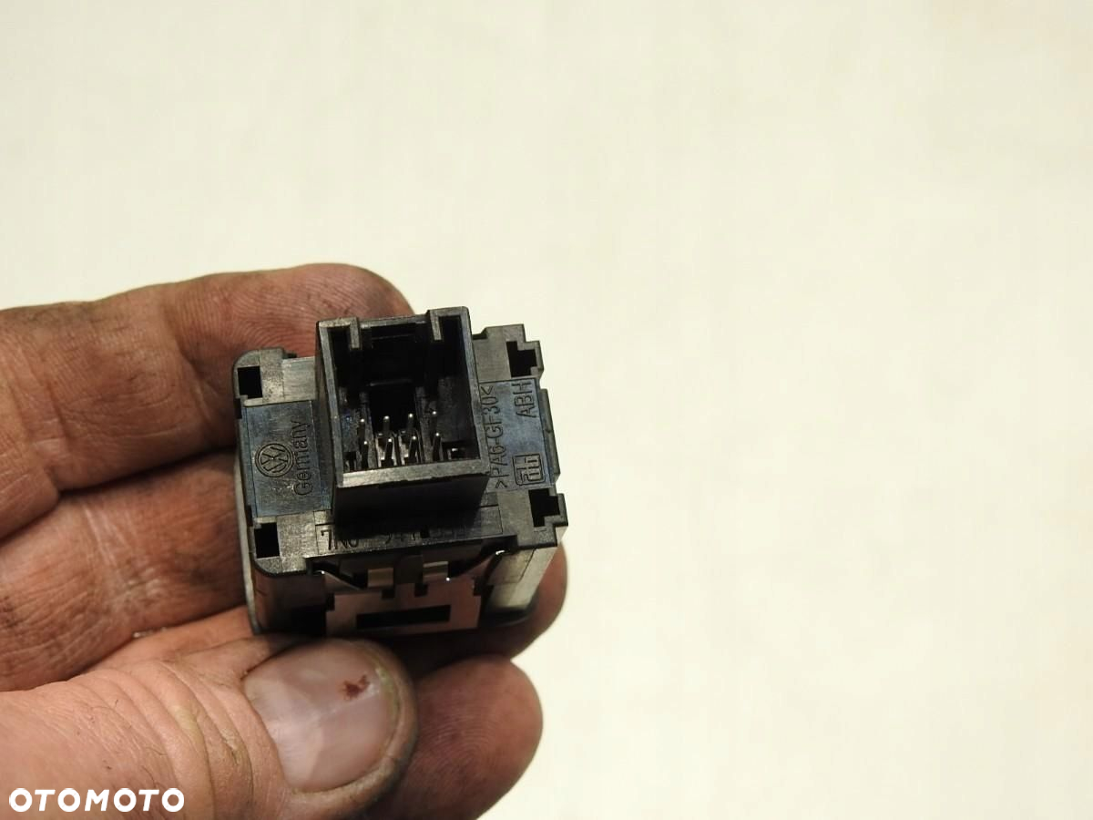 PRZEŁĄCZNIK WŁĄCZNIK REGULACJI ŚWIATEŁ VW SHARAN II 7N0941333 - 3