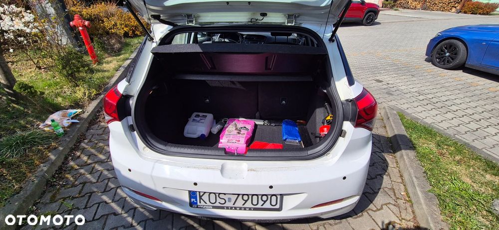 Hyundai i20 1.2 BlueDrive Classic + - 11