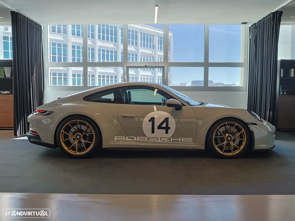 Porsche 911 (992) GT3 PDK Touring Pack - 8