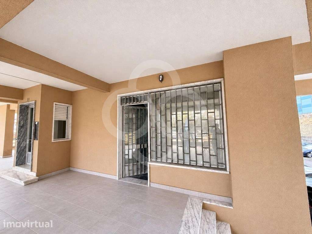 Apartamento T2 na Reboleira excelentes transportes públicos próximo... - Grande imagem: 3/14