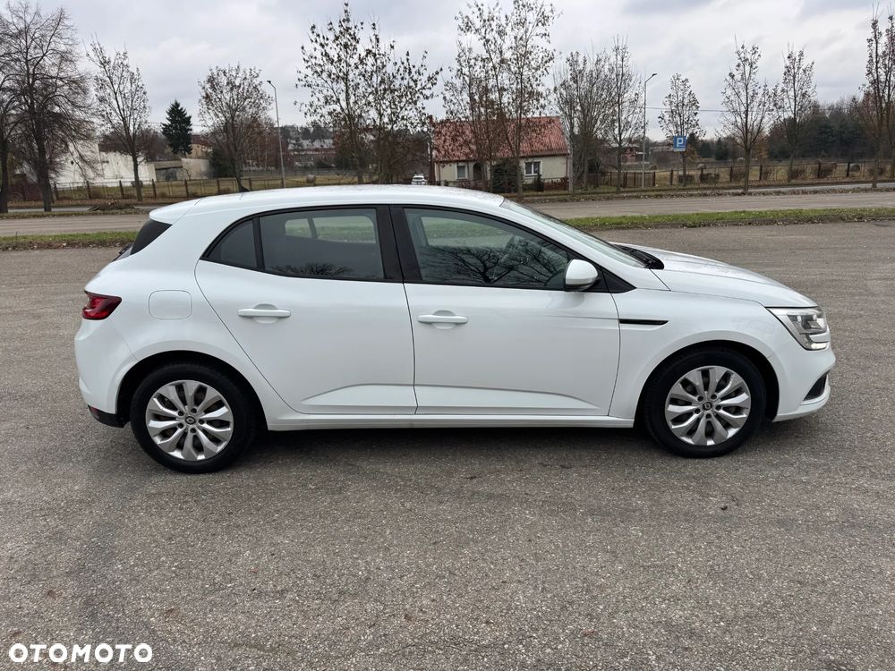 Renault Megane 1.5 Blue dCi Intens - 5