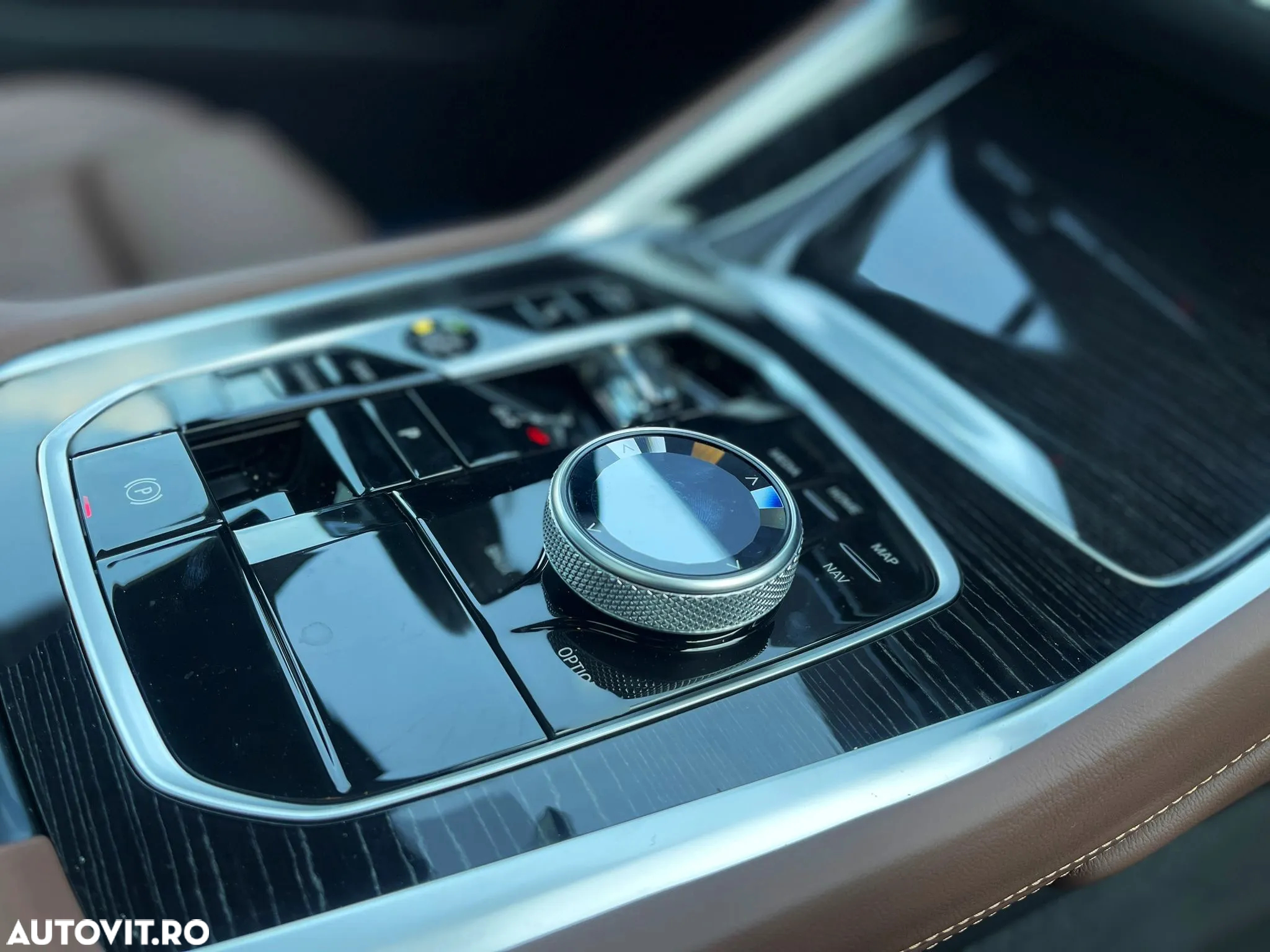 BMW X6 M M60i xDrive AT MHEV - 16
