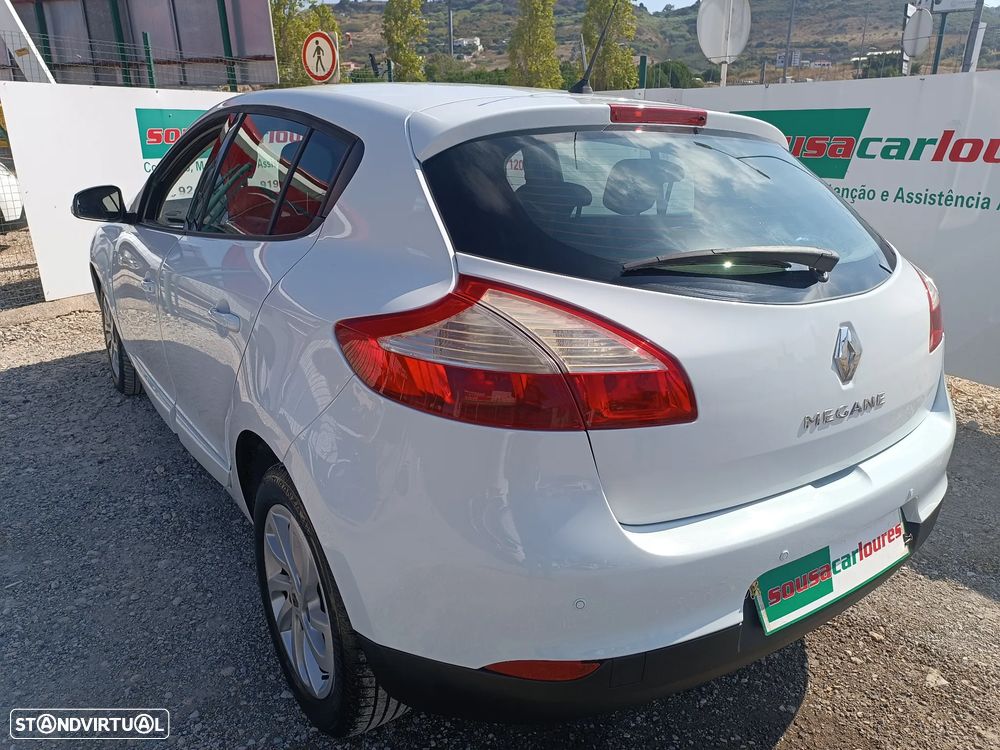Renault Mégane 1.5 dCi Dynamique - 11