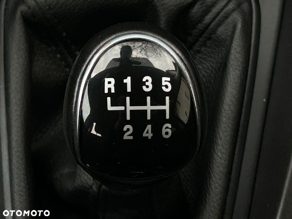 Ford Focus 1.5 EcoBlue Connected - 17