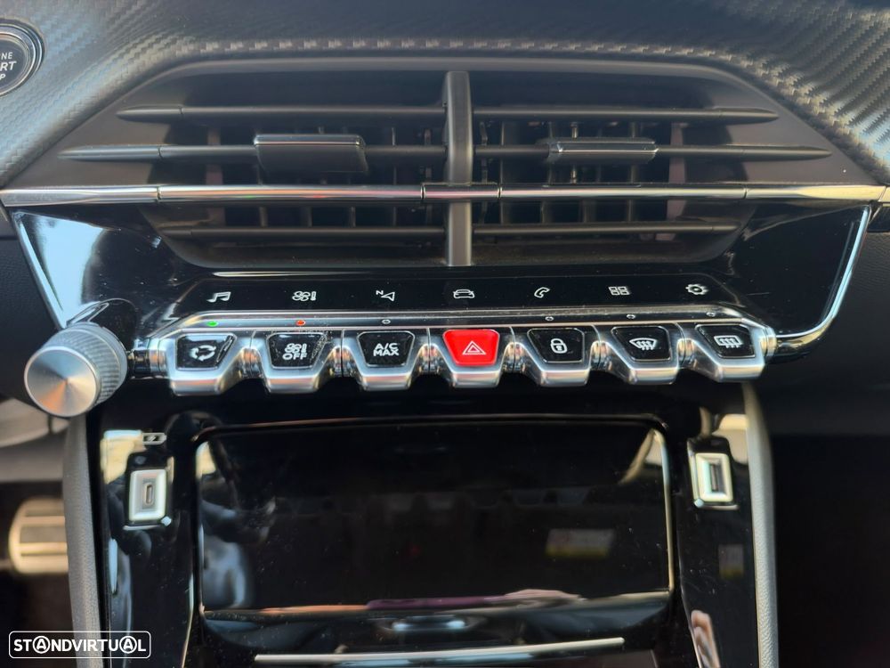 Peugeot 2008 1.2 PureTech GT Pack EAT8 - 15