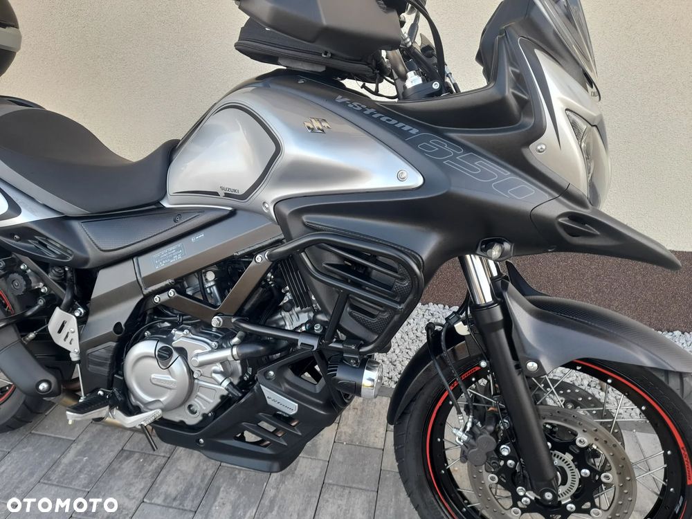 Suzuki V-STROM - 11