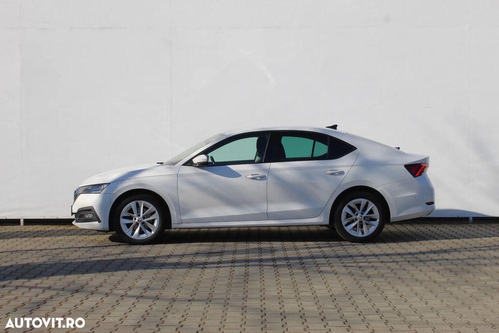 Skoda Octavia 2.0 TDI DSG Style - 2