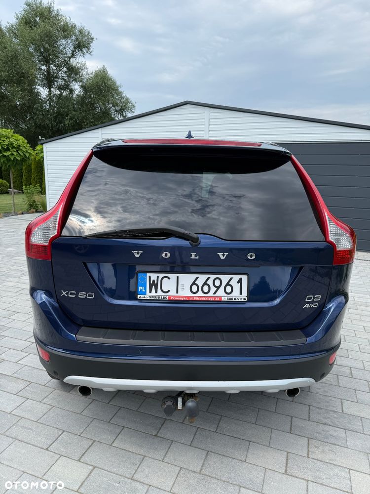 Volvo XC 60 D4 AWD Geartronic Ocean Race - 4