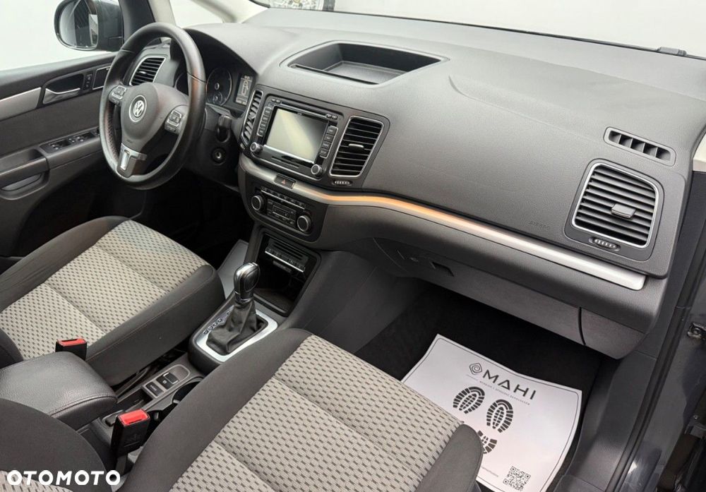 Volkswagen Sharan 2.0 TDI DSG BlueMotion Technology Trendline - 17
