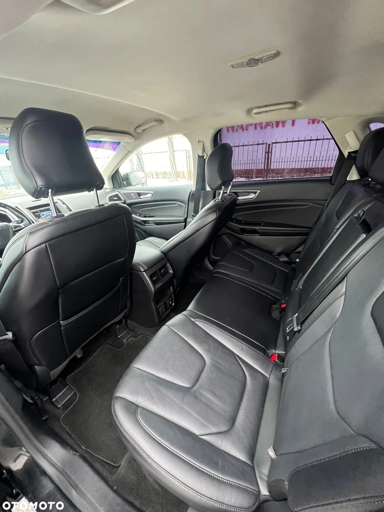 Ford Edge - 9