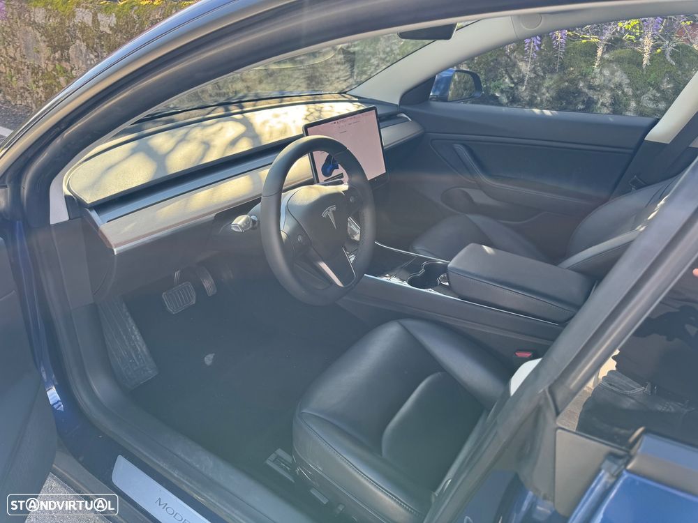 Tesla Model 3 Standard Range Plus RWD - 4