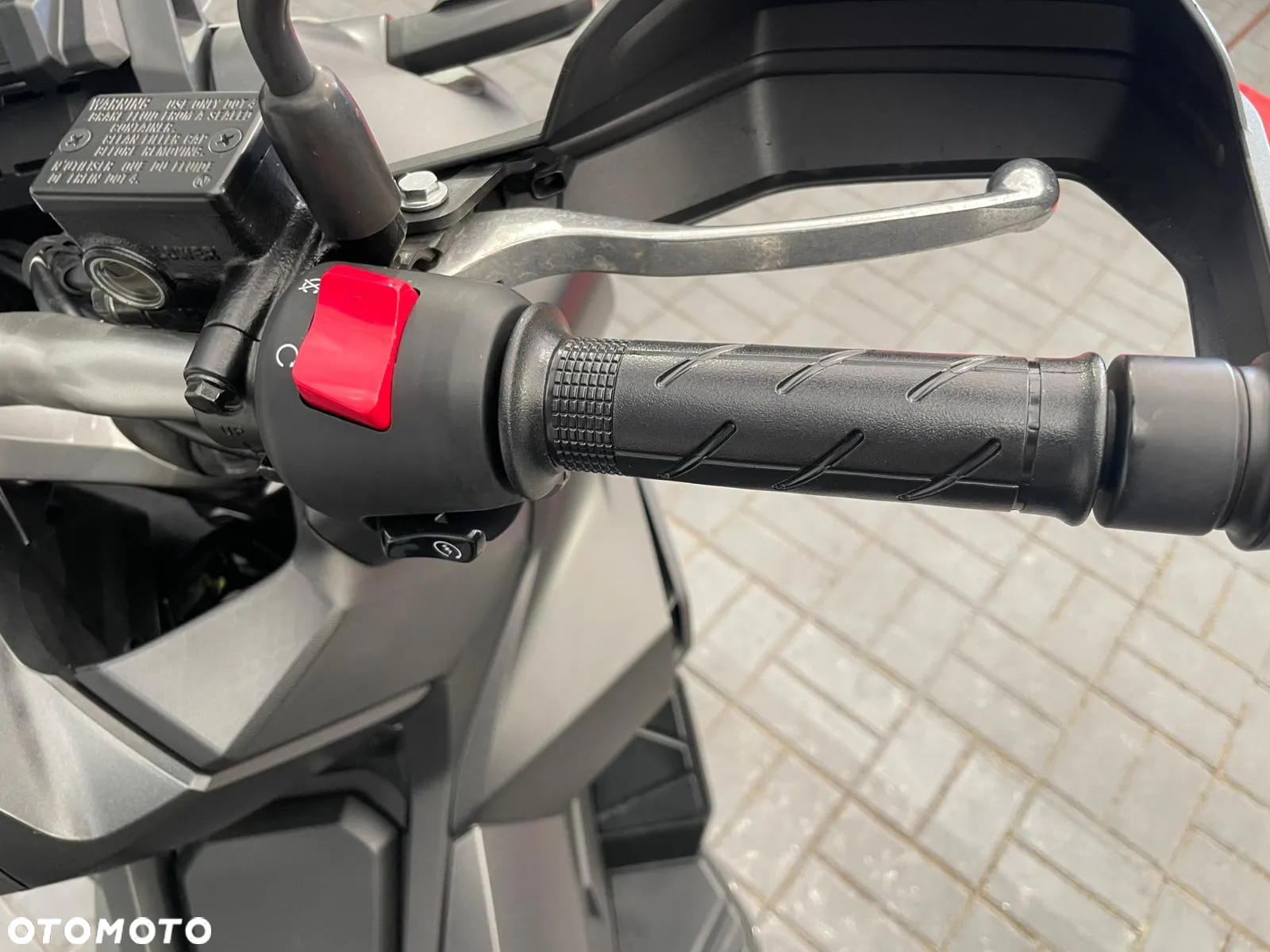 Honda ADV350 - 11