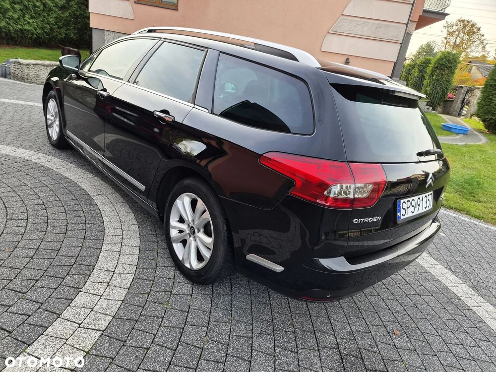 Citroen C5 2012 photo 2