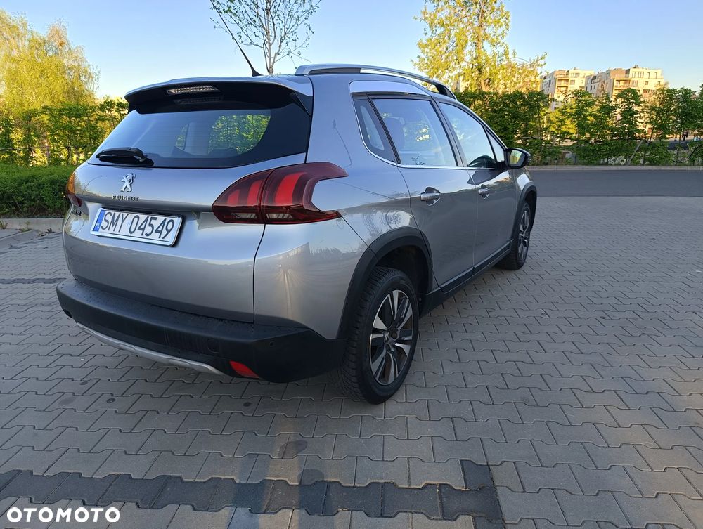 Peugeot 2008 BlueHDi 100 STOP & START Active - 8