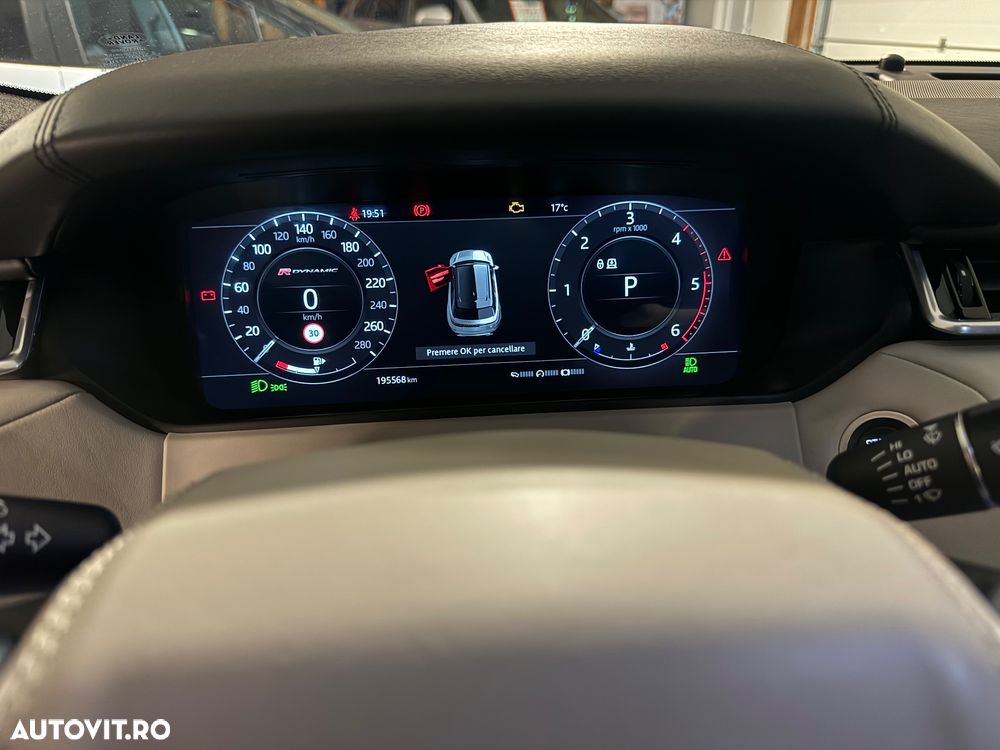 Land Rover Range Rover Velar 3.0 R-Dynamic HSE - 17