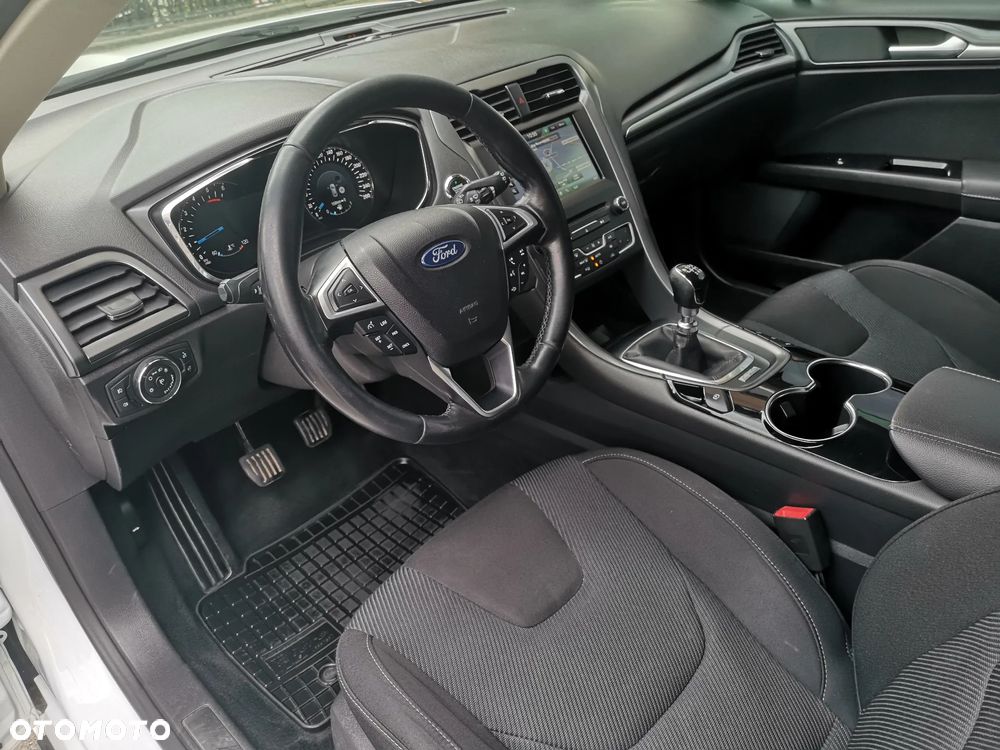 Ford Mondeo 2.0 TDCi STart-Stopp Titanium - 12