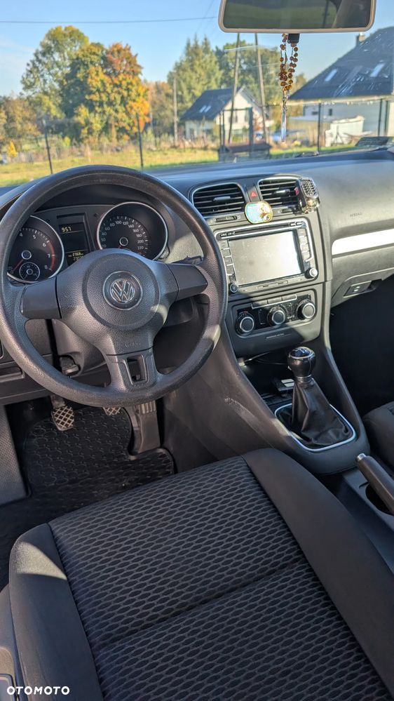 Volkswagen Golf - 8