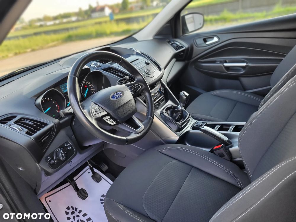 Ford Kuga - 14