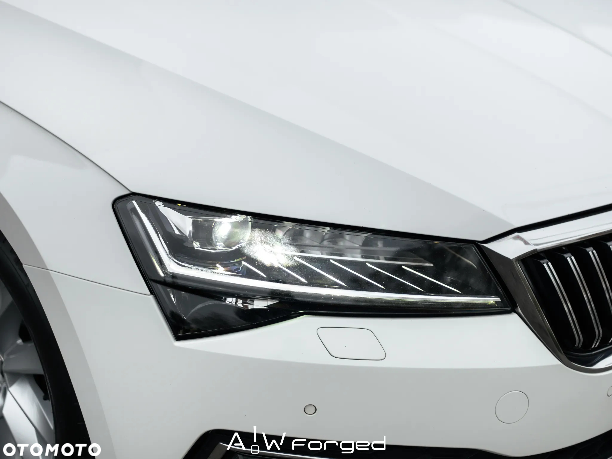 Skoda Superb 2.0 TDI SCR 4x4 Style DSG - 13