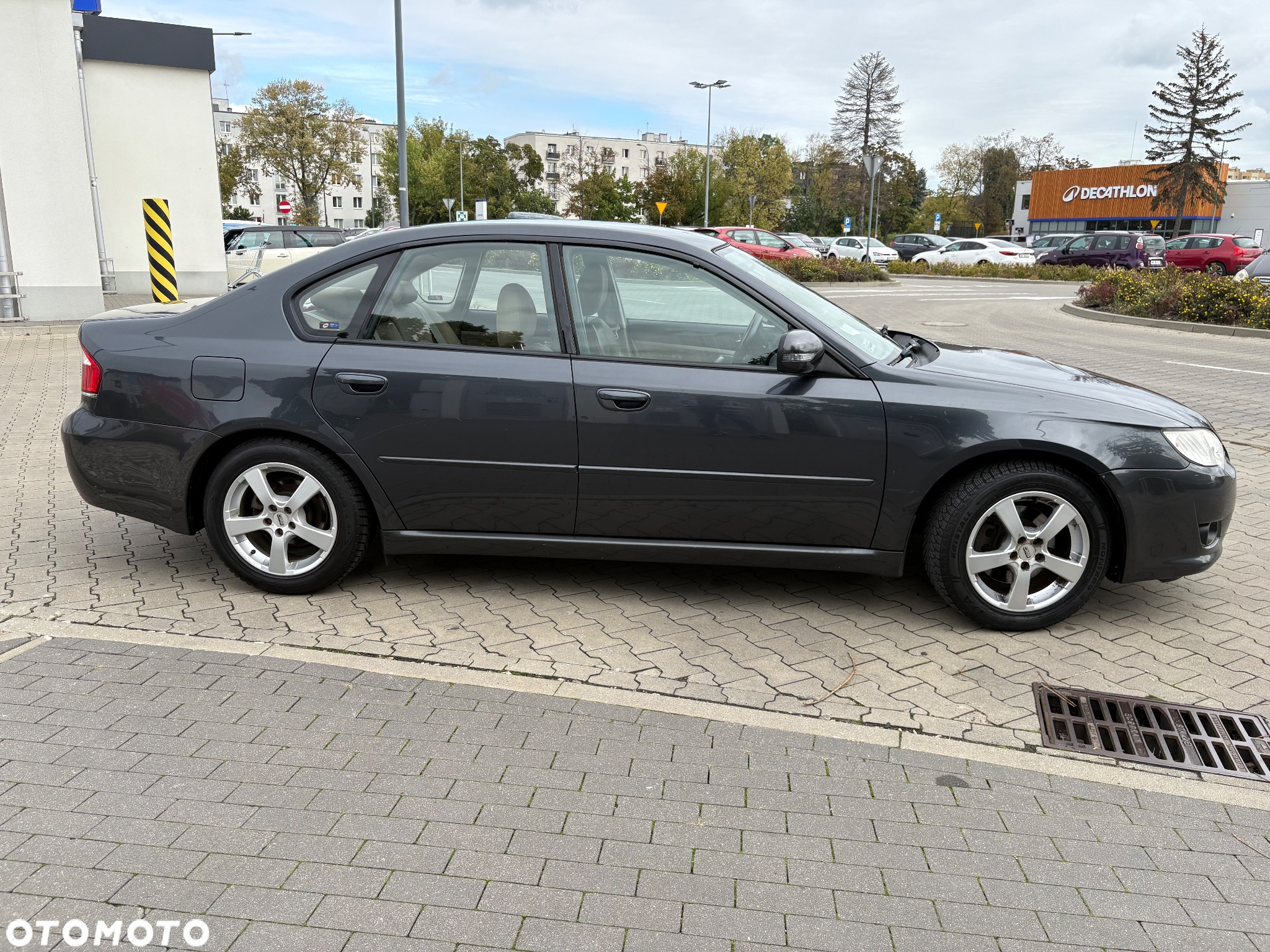 Subaru Legacy - 23