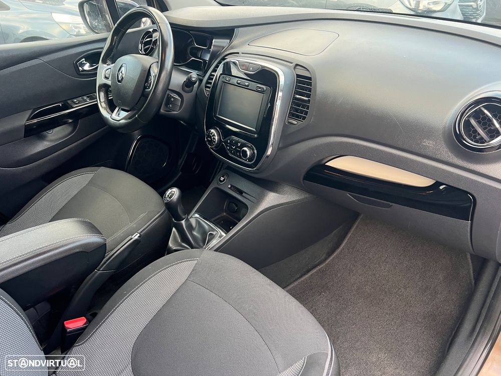 Renault Captur 1.5 dCi Sport - 25