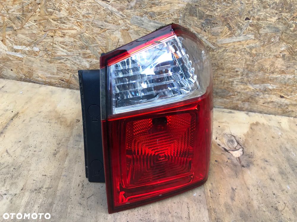 L1 i L2. Lampa Lewa Prawa Z Błotnika Zewnętrzna Chevrolet Orlando (2011-2019) - Wysyłka - 7