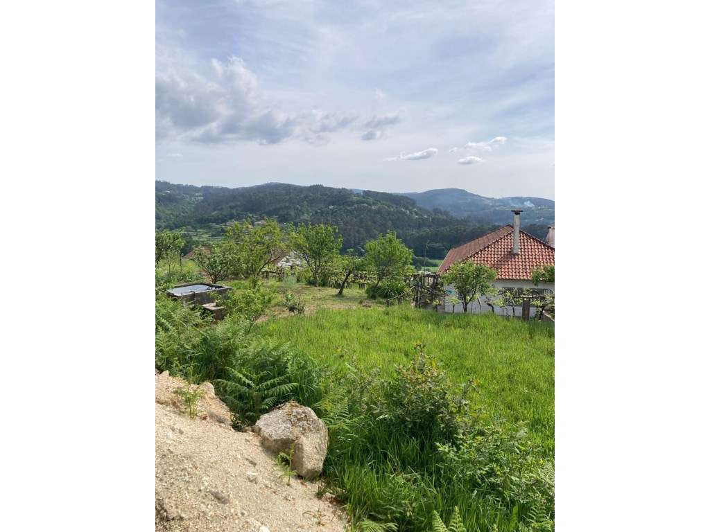 Terreno com PIP Aprovado e 4.040 m² | Formariz, Paredes de Coura - Grande imagem: 2/10