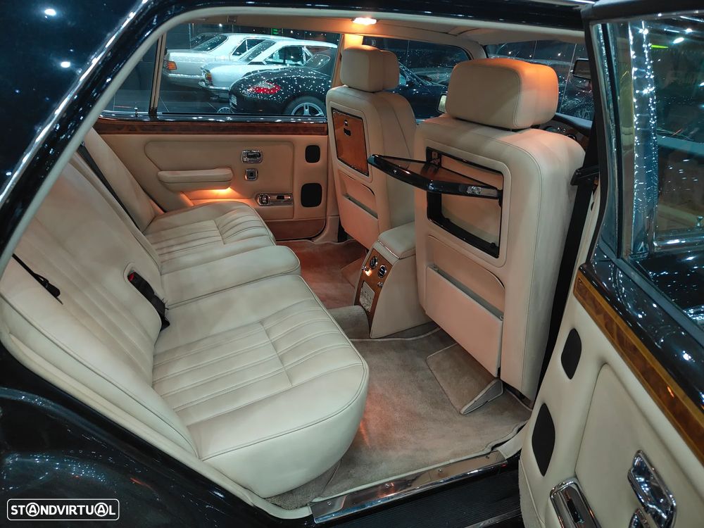 Rolls Royce Silver Spur - 14